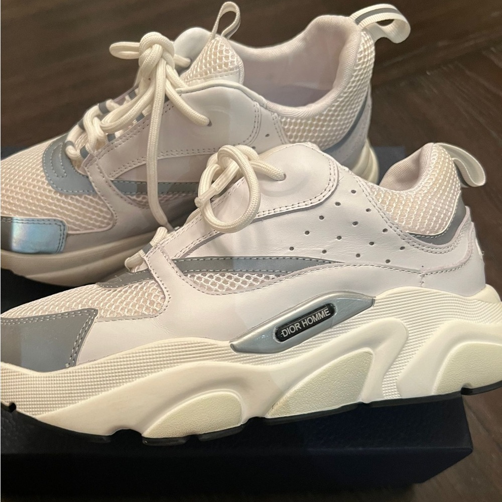 SOLD Dior B22 Sneakers - Picture 1 of 9